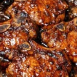 Slow Cooker 5-Ingredient Amish Cheeseburger Soup